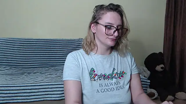 alicesweet21 online show from 02/28/25, 05:04