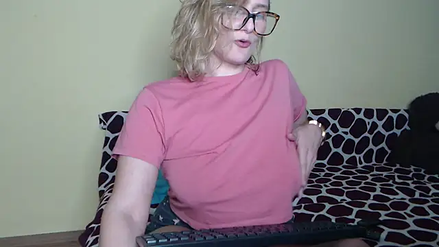 alicesweet21 online show from 02/02/25, 03:10