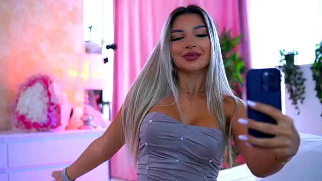 ArtTeasee online show from 09/24/25, 07:59