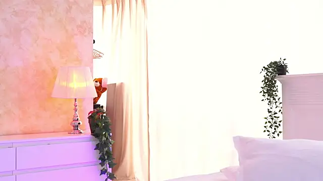 ArtTeasee online show from 01/15/26, 09:23