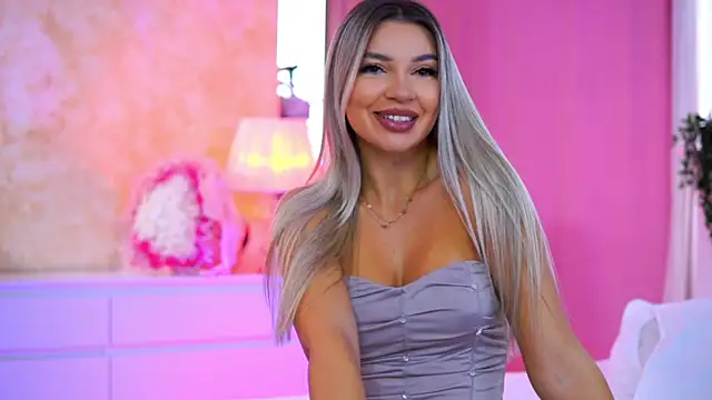 ArtTeasee online show from 10/03/25, 08:38