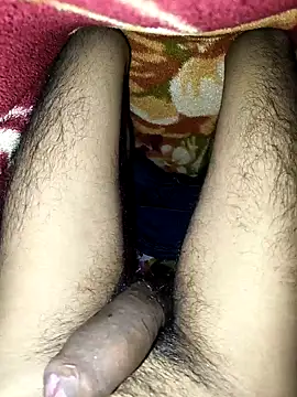 Snapshot of SkinnyTeeen chatting on 12/13/24, 09:51 SkinnyTeeen online show from 12/13/24, 09:51