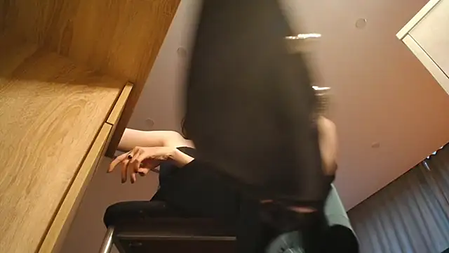 Snapshot of Shadow_Passion chatting on 03/09/25, 10:52 Shadow Passion online show from 03/09/25, 10:52