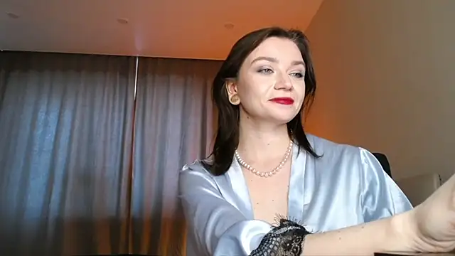 Snapshot of Shadow_Passion chatting on 02/23/25, 10:39 Shadow Passion online show from 02/23/25, 10:39