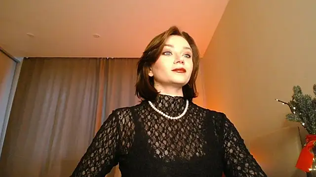 Snapshot of Shadow_Passion chatting on 12/14/25, 07:14 Shadow Passion online show from 12/14/25, 07:14