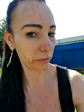 Snapshot of milflovelyxxx chatting on 06/24/26, 06:45 milflovelyxxx online show from 06/24/26, 06:45