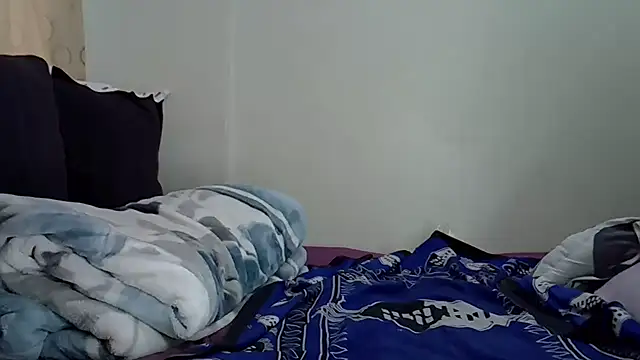 Snapshot of AddictiveAssCurves chatting on 12/05/25, 04:05 AddictiveAssCurves online show from 12/05/25, 04:05