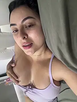 Kattycollinss1 online show from 02/27/26, 02:06