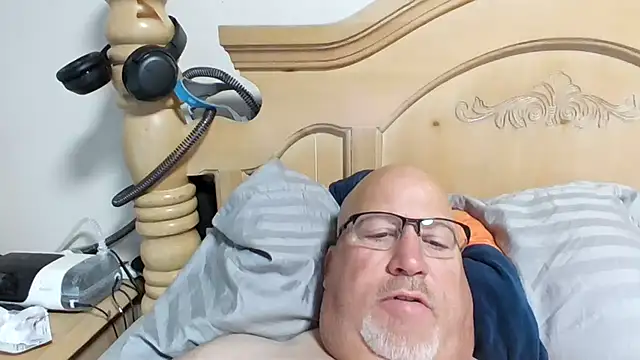 Snapshot of Bigbear0563 chatting on 07/17/26, 03:20 Bigbear0563 online show from 07/17/26, 03:20