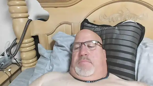 Bigbear0563 online show from 11/10/25, 05:40