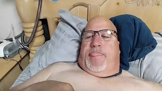 Bigbear0563 online show from 04/10/26, 04:03