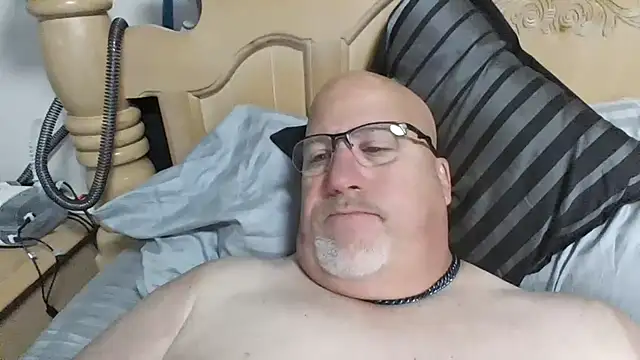 Bigbear0563 online show from 10/15/25, 04:26