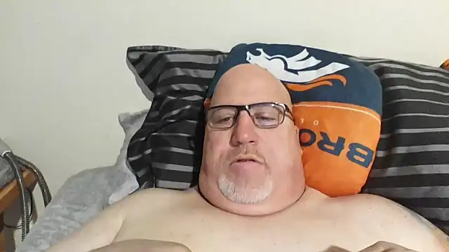 Bigbear0563 online show from 03/13/25, 02:44