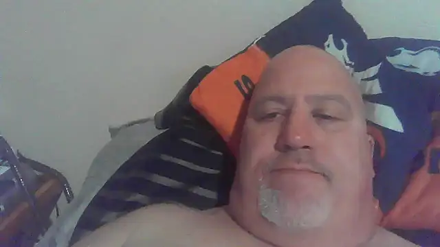 Bigbear0563 online show from 12/25/24, 09:54