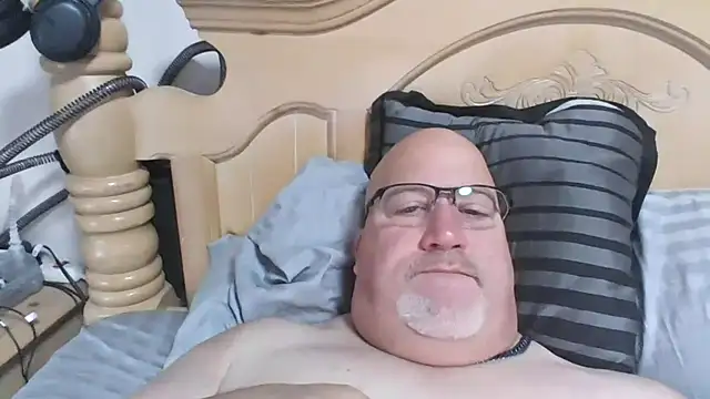 Bigbear0563 online show from 11/17/25, 05:06