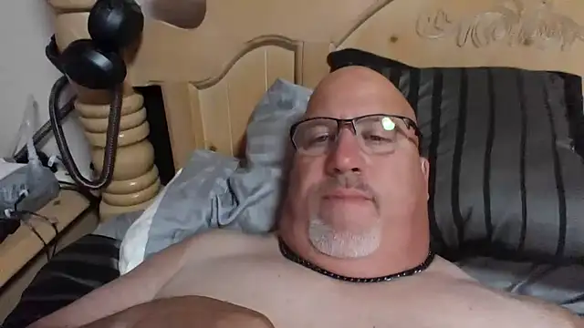 Bigbear0563 online show from 09/28/25, 07:04