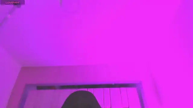 Emmily Savage online show from 09/12/25, 11:32