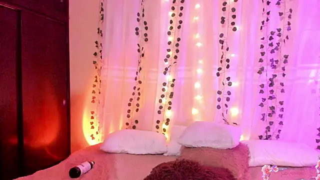 Mey moon online show from 12/07/24, 12:14