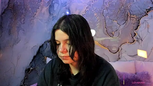 Mey moon online show from 11/27/25, 11:49