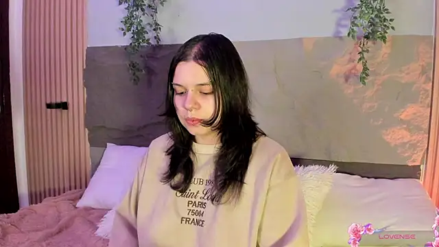 Mey moon online show from 04/28/26, 04:06