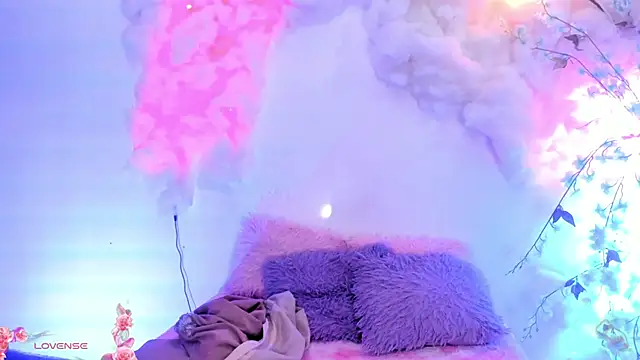 Mey moon online show from 01/27/25, 08:39