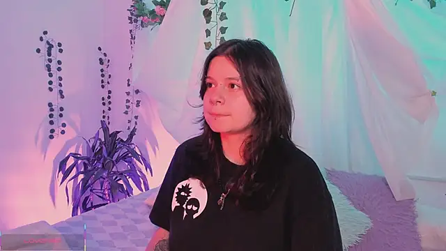 Mey moon online show from 12/22/25, 02:55