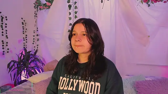 Mey moon online show from 12/20/25, 03:53