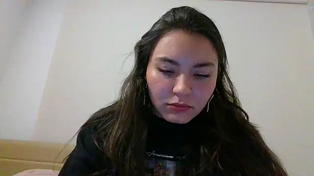 Snapshot of _andygirl chatting on 05/17/26, 12:32 andygirl online show from 05/17/26, 12:32