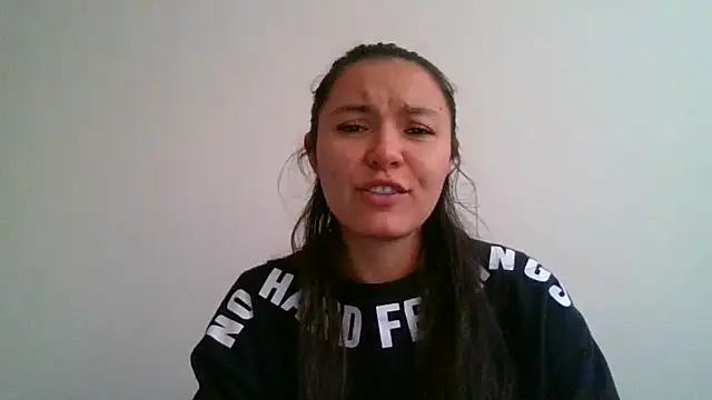 Snapshot of _andygirl chatting on 05/19/26, 10:17 andygirl online show from 05/19/26, 10:17
