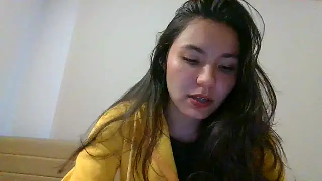 Snapshot of _andygirl chatting on 05/06/26, 10:47 andygirl online show from 05/06/26, 10:47