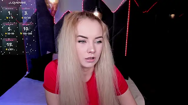 StephanieSweety online show from 01/13/26, 05:28