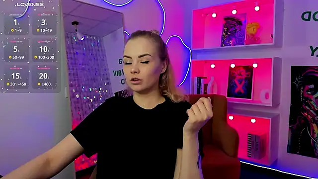 StephanieSweety online show from 03/12/26, 06:23