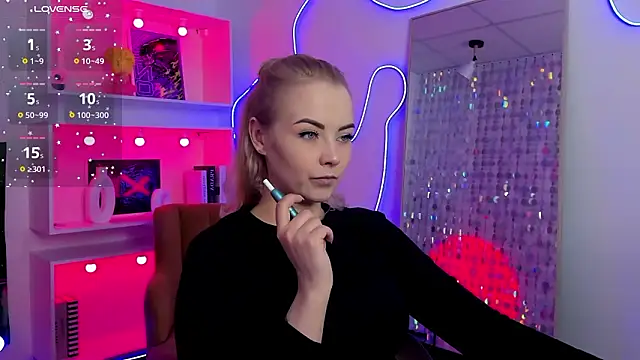 StephanieSweety online show from 02/17/26, 05:21