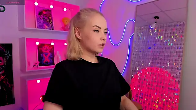 StephanieSweety online show from 05/21/26, 06:27