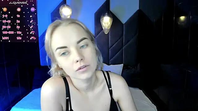 StephanieSweety online show from 02/24/25, 01:53