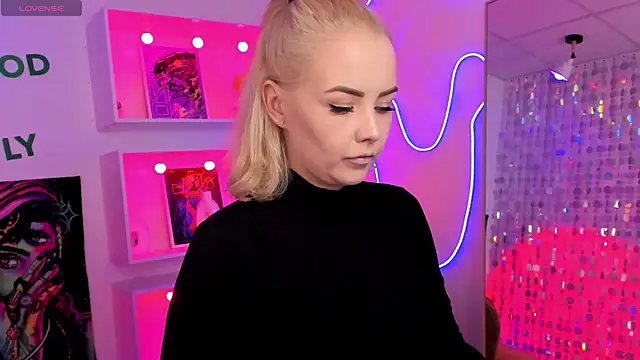 StephanieSweety online show from 05/22/26, 05:44