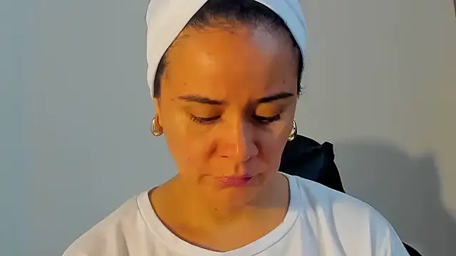 Sami Hotie1 online show from 12/01/25, 12:33