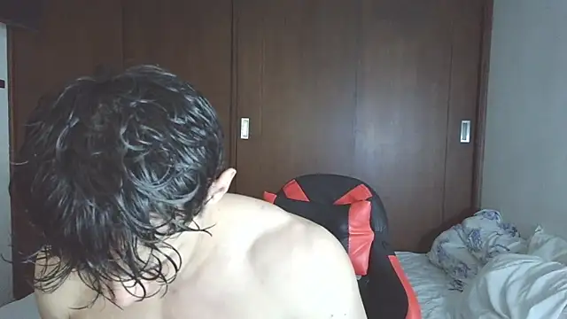 aresholland online show from 12/02/25, 01:39