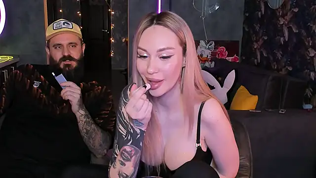 Blckmirrorr online show from 12/17/25, 01:05