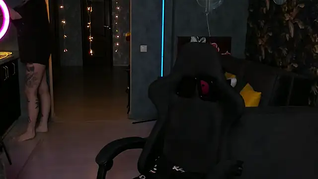 Blckmirrorr online show from 11/02/25, 01:49