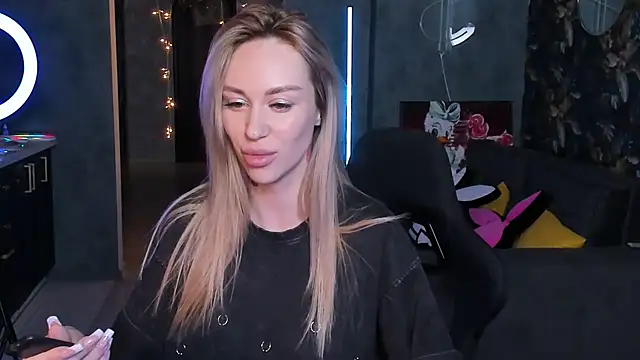 Blckmirrorr online show from 11/23/25, 02:27