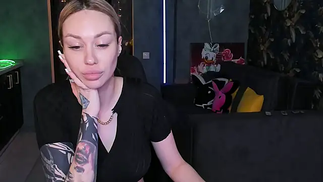 Blckmirrorr online show from 11/29/25, 11:54