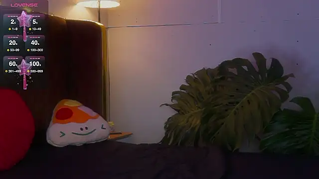 laybunny1 online show from 02/17/26, 05:54