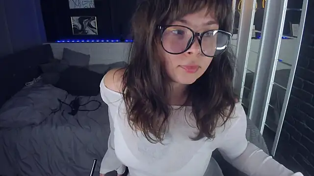 Mayayammy online show from 09/10/25, 01:43