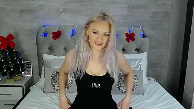 IsabellaDeRosa online show from 11/15/25, 05:55