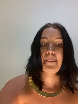 Snapshot of SelenaFoxy chatting on 01/10/25, 05:02 SelenaFoxy online show from 01/10/25, 05:02