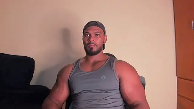 Snapshot of Tyler_Waka01 chatting on 07/17/26, 11:24 Tyler Waka01 online show from 07/17/26, 11:24