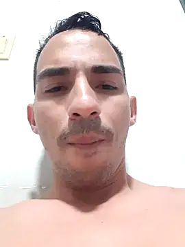 Snapshot of manuel202332 chatting on 12/29/24, 02:27 manuel202332 online show from 12/29/24, 02:27