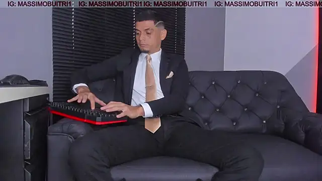 massimo g online show from 12/05/25, 12:37