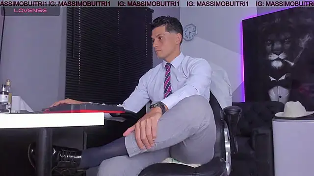 massimo g online show from 10/17/25, 10:33